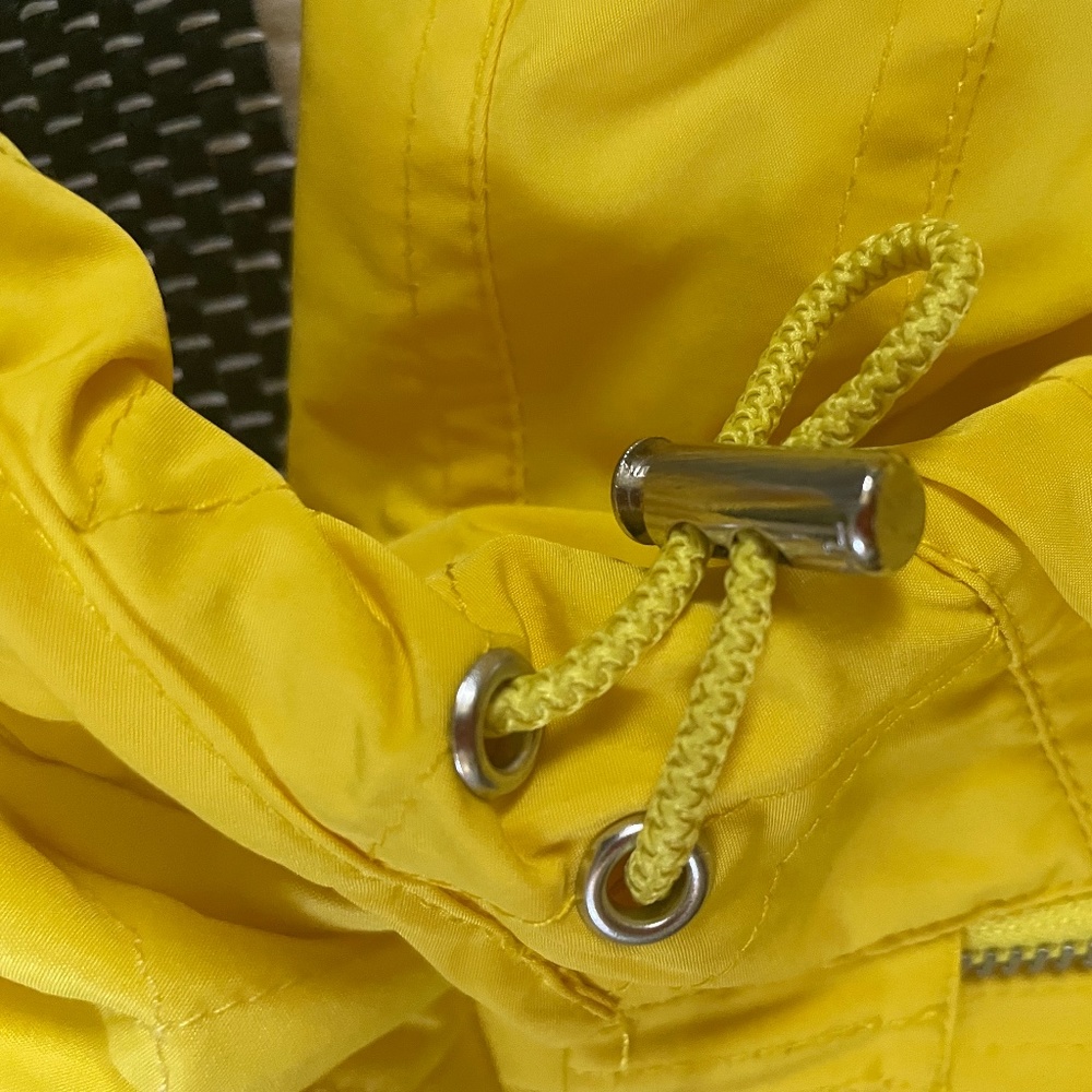 Ralph Lauren Maritime raincoat, size small (generous fit) warm canary yellow - Picture 6 of 15